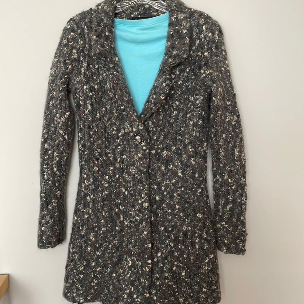 Tunic length chunky knit cardigan by Marisa Christina. Excellent condition